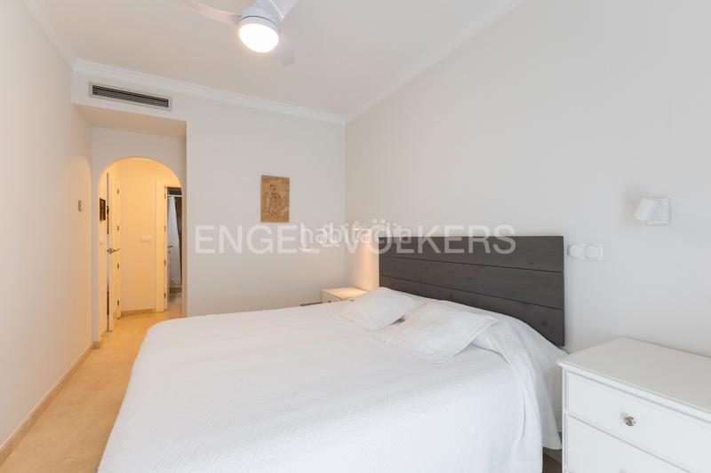 Foto ea4a849e-9d94-49d4-b8ec-929c6f76202a. Apartamento excelente apartamento de lujo en Oliva nova Oliva