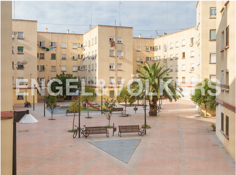 Foto ed1e70de-cbcd-4c90-a762-7c624604e124. Apartamento av menorca piso exterior con 2 dormitorios y despacho en Valencia