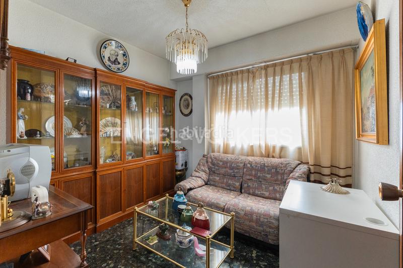 Foto 5123016d-cad3-4155-be42-c77d7cd92df4. Piccolo appartamento con riscaldamento parcheggio in Valencia