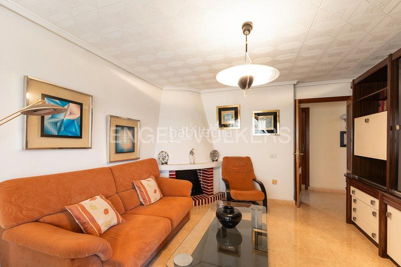 Foto 4ffce484-ec58-47f6-aa60-4cab32bdbfa0. Location appartement avec chauffage dans Nuevo Centro Sagunt