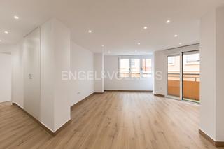 Apartament a Antiga Moreira. Piso reformado con terraza en el centro de sagunto