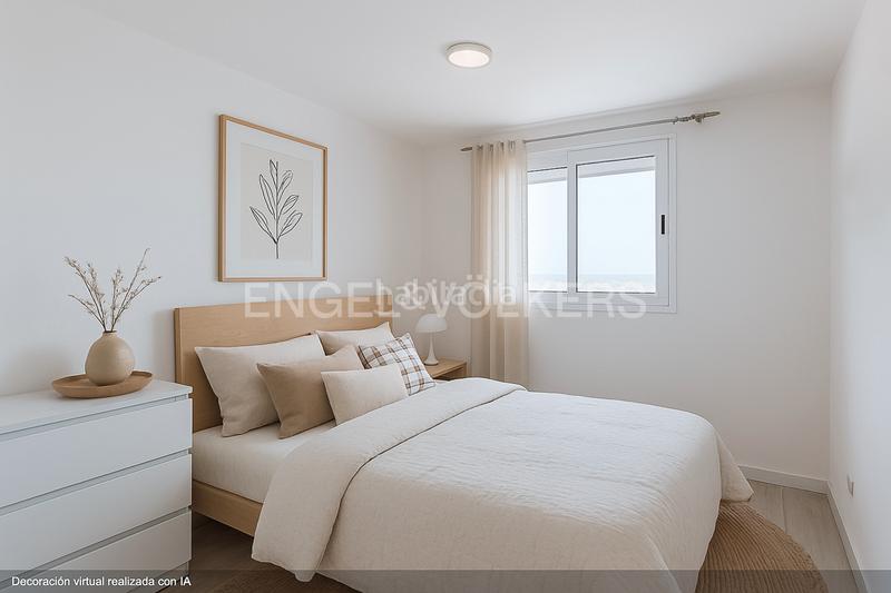 Foto 21e74db5-8953-4153-bb3c-754ea880d447. Attico con riscaldamento parcheggio in El Perellonet Valencia