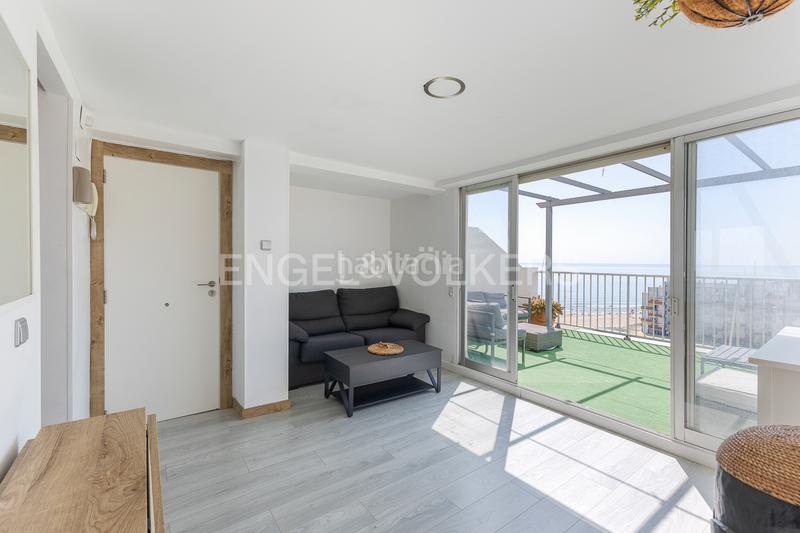 Foto b68e5c51-4221-419a-b566-dcf6add3a8bc. Attico con riscaldamento parcheggio in El Perellonet Valencia