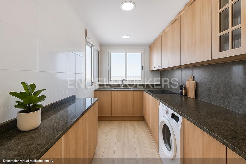 Foto bbc5bf0f-b859-4fbd-929d-5655b43c442c. Attico con riscaldamento parcheggio in El Perellonet Valencia