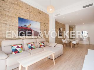 Lloguer Apartament  Calle pedro iii el grande. Piso con reforma a estrenar en ruzafa