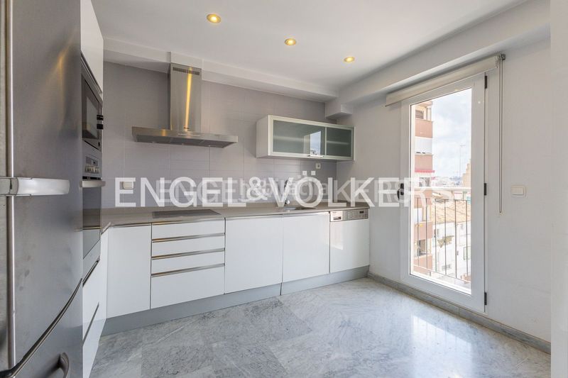 Foto 1de7402a-abd7-4a8a-b388-7c5fad741317. Pis amb calefacció aparcament a Sant Francesc Valencia