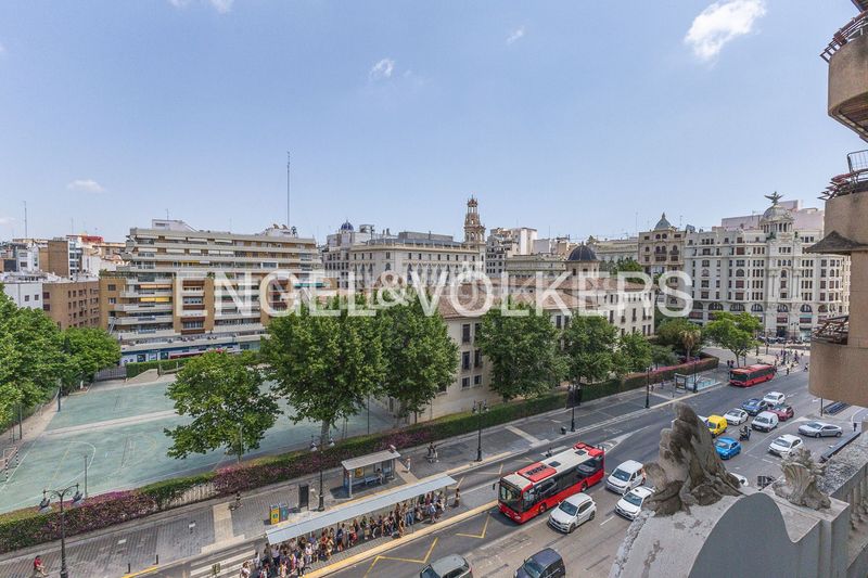 Foto e4171da6-95e3-4d19-b8ea-8cf49faa5644. Pis amb calefacció aparcament a Sant Francesc Valencia