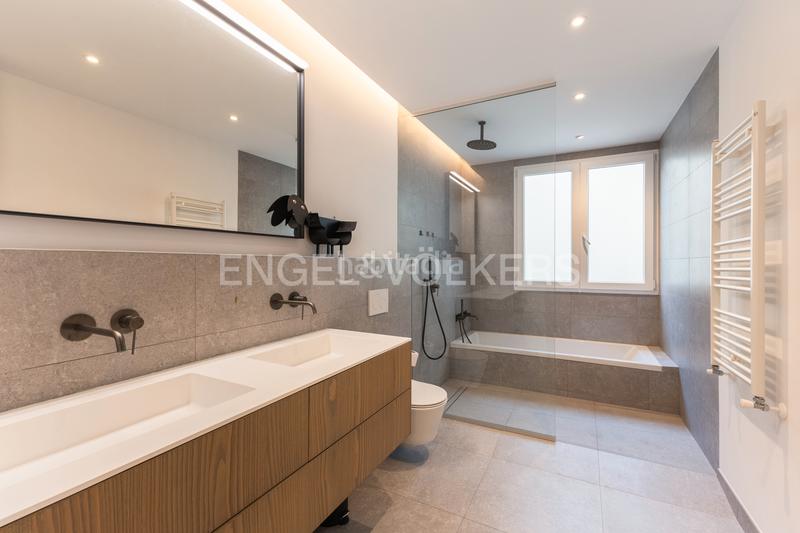 Foto 94fb43d6-39c9-42e3-9ad1-d473dd8ec596. Piccolo appartamento con riscaldamento in Gran Via Valencia