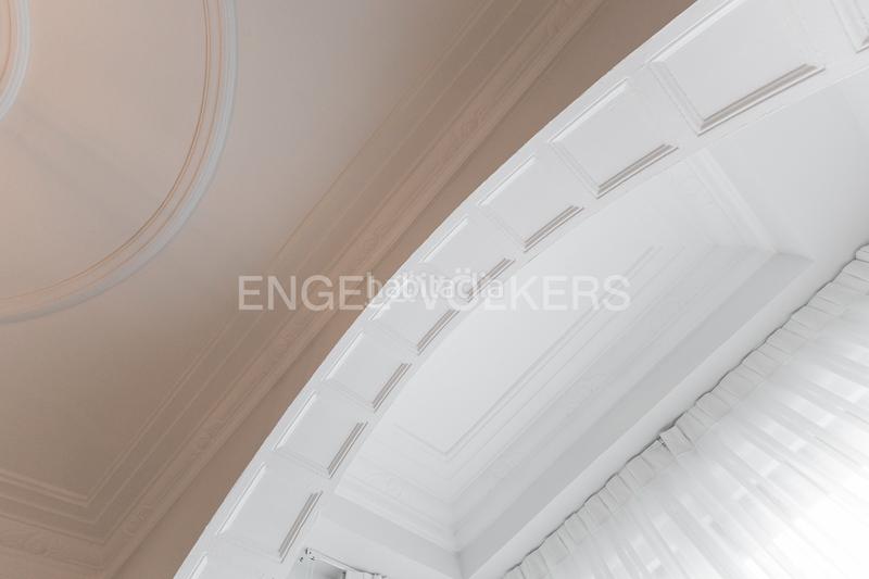 Foto c8cc56e3-c17e-46af-9acb-426c81e0f16e. Alquiler apartamento luminoso piso en pleno centro en Valencia