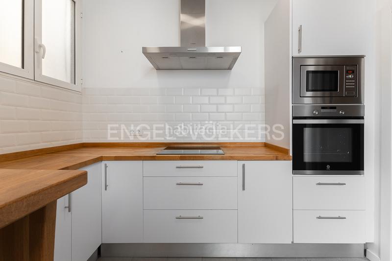 Foto ca01332c-7939-4bf1-a2ed-3f0b1632c766. Alquiler apartamento luminoso piso en pleno centro en Valencia
