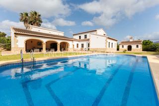 Casa a Partida Comunes-Adsubia. Residencia lujosa en jávea elegante refugio de 4 habitaciones co