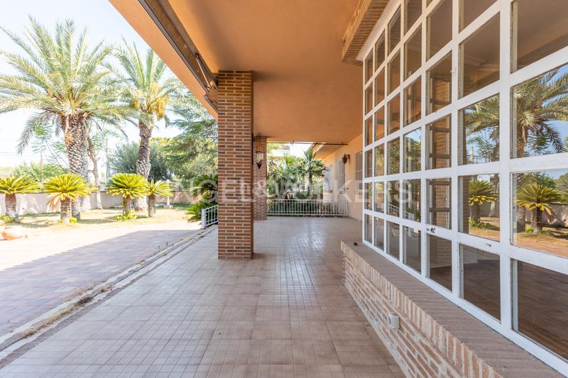 Foto 097ca858-ac95-4c41-9e90-f203c4448a82. Casa unifamiliar en una planta en La Cañada en La Cañada Paterna