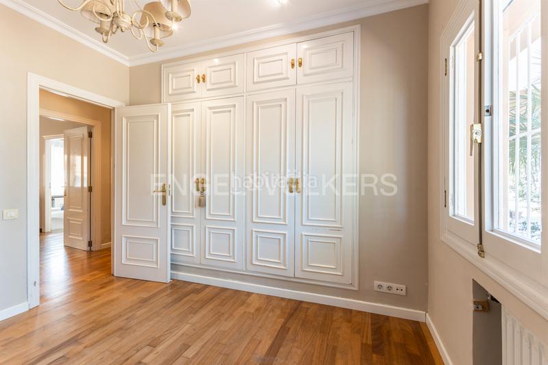 Foto 0f749de9-f388-440a-a573-c53d048a8419. Casa unifamiliar en una planta en La Cañada en La Cañada Paterna