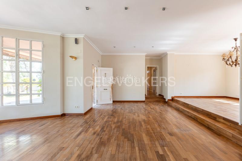 Foto 3c291ba5-fb42-49a6-8f7a-8e8326469e31. Casa unifamiliar en una planta en La Cañada en La Cañada Paterna