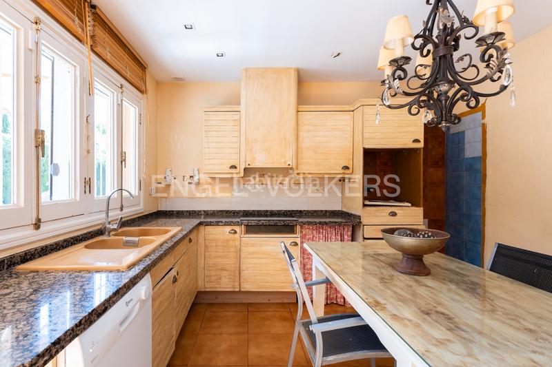 Foto 92680ffd-81a6-47ed-89a4-e27a41cc131c. Casa unifamiliar en una planta en La Cañada en La Cañada Paterna