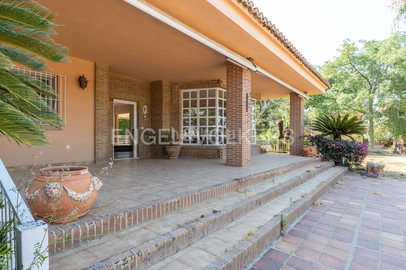 Foto a42cce2c-8139-4d34-ae30-fd3d4937545c. Casa unifamiliar en una planta en La Cañada en La Cañada Paterna