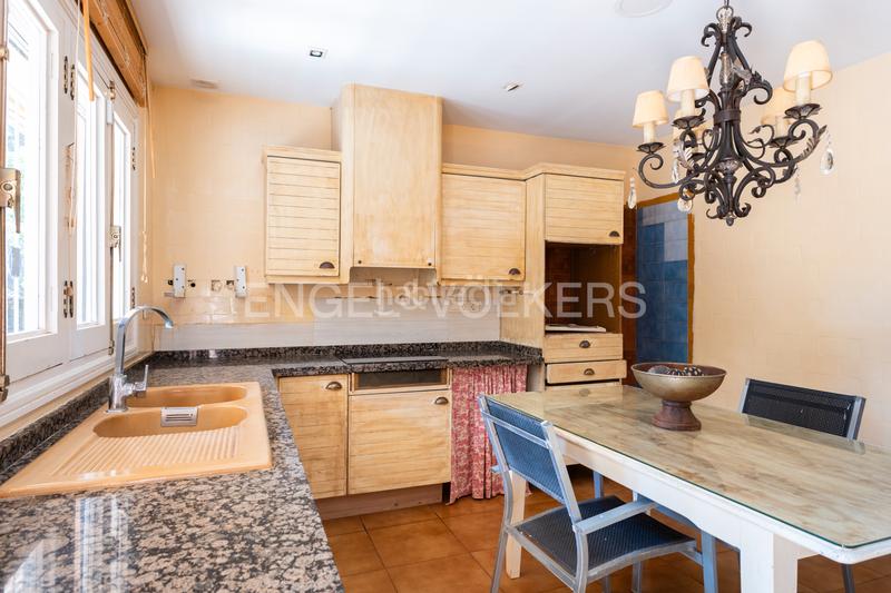 Foto adb6ae3b-3e7d-4603-87a5-f9ddf8382e76. Casa unifamiliar en una planta en La Cañada en La Cañada Paterna