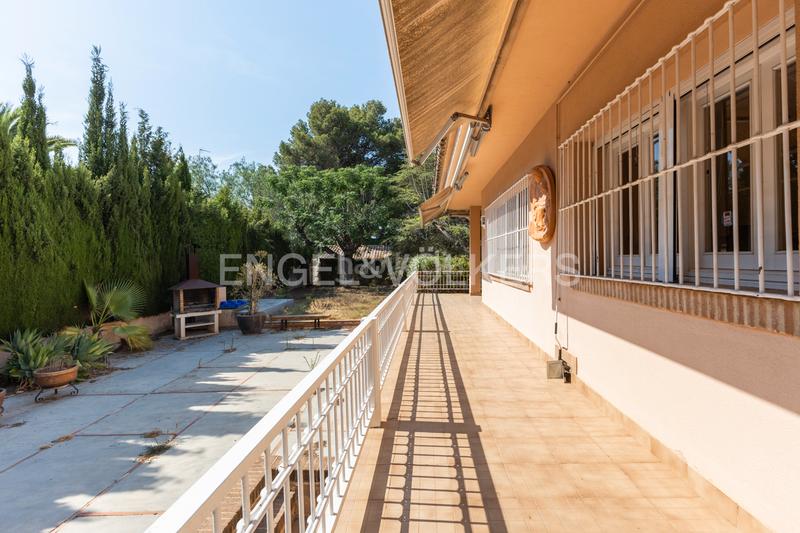 Foto ae317e01-a9ca-437b-a916-7fc8cc56d6ef. Casa unifamiliar en una planta en La Cañada en La Cañada Paterna