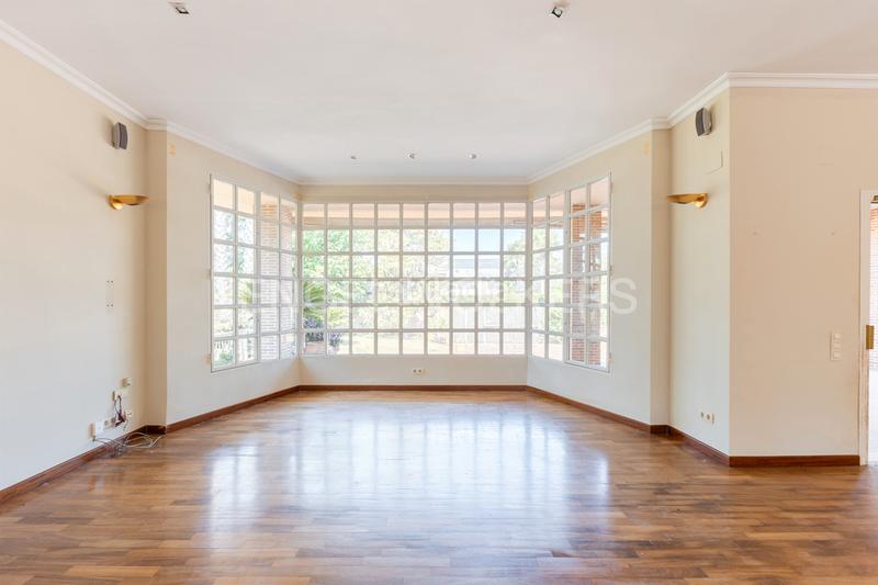 Foto cfa4f5b8-dbf4-41a9-ac54-afb477dfbb4a. Casa unifamiliar en una planta en La Cañada en La Cañada Paterna