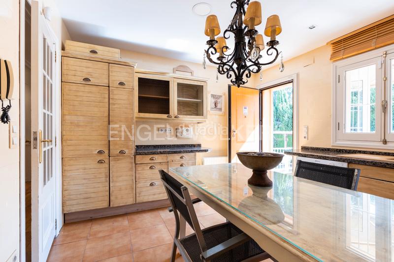 Foto d05c5fab-1625-4fd9-a514-fec77f91e8df. Casa unifamiliar en una planta en La Cañada en La Cañada Paterna