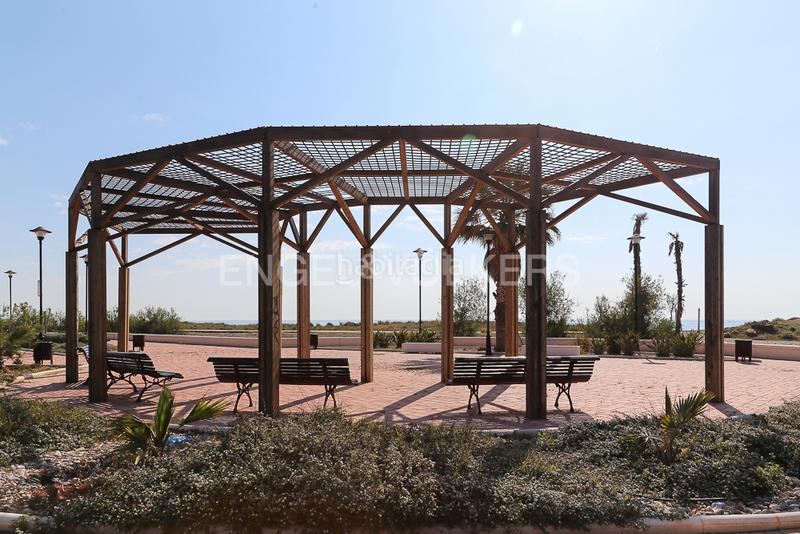 Foto 0bb14c6c-9f9e-4011-a1f6-33247ad7badf. Àtic amb calefacció a Corinto-Almardà Sagunt