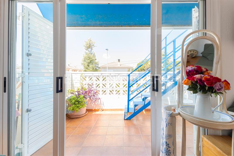 Foto 1819fb91-12bb-41a6-80a7-abbc508b410a. Àtic amb calefacció a Corinto-Almardà Sagunt