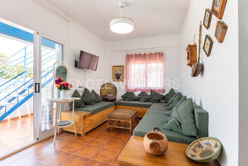 Foto 370c62ca-c3d3-4ba9-b680-0d39536f4485. Àtic amb calefacció a Corinto-Almardà Sagunt