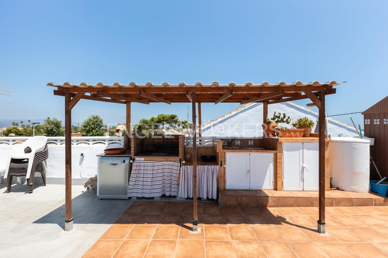 Foto 4f480f80-0066-4037-8d56-9175a5ff4867. Àtic amb calefacció a Corinto-Almardà Sagunt