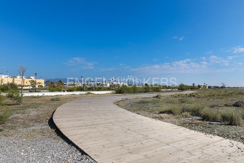 Foto 70eb30d6-1bff-495c-a4d9-50a2523b255f. Àtic amb calefacció a Corinto-Almardà Sagunt