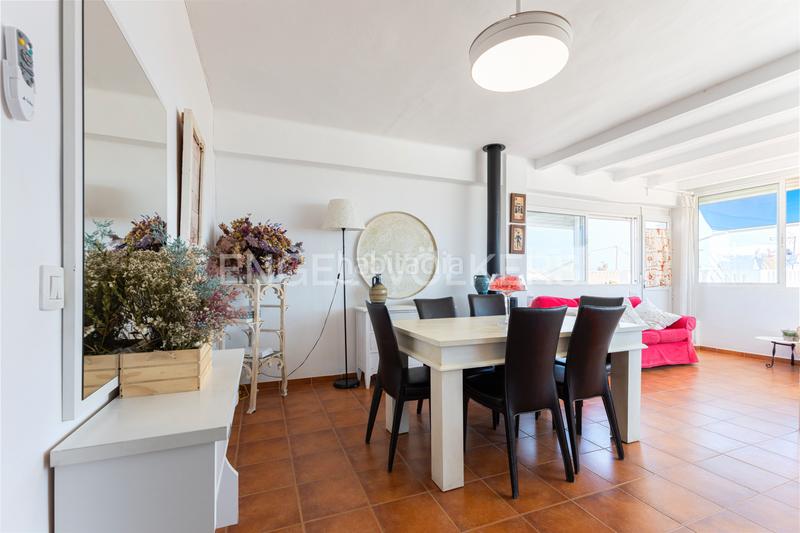 Foto 7aa694d3-8391-464a-918c-e28fd9a60363. Àtic amb calefacció a Corinto-Almardà Sagunt