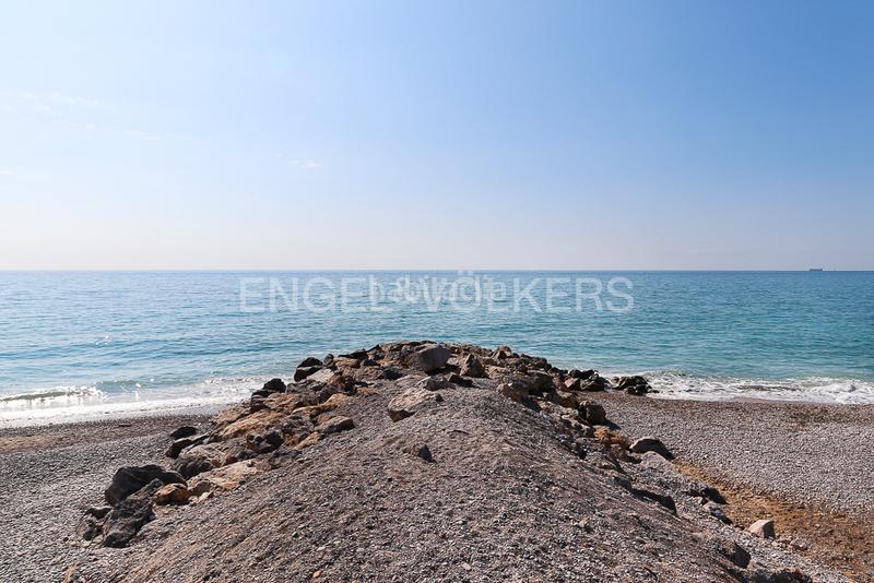 Foto b656f7a8-a234-42e2-b1fa-d66b28dc4164. Àtic amb calefacció a Corinto-Almardà Sagunt