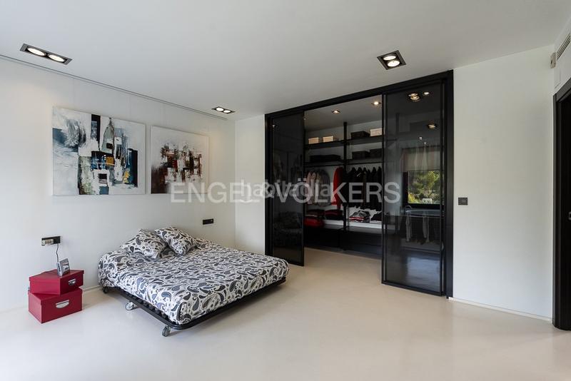 Foto 43c5e6aa-b2d9-4669-85fe-e010fdd4f109. Casa con riscaldamento parcheggio in Torre en Conill-Cumbres de San Antonio Bétera