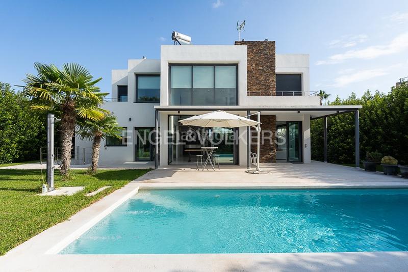 Foto b3e93071-7451-4259-8613-4d8d8022777a. Casa con riscaldamento parcheggio in Torre en Conill-Cumbres de San Antonio Bétera