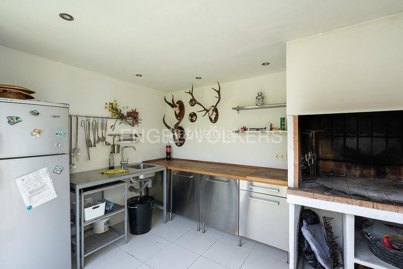 Foto d46ba382-333e-486a-a967-1e6575dd5c08. Casa con riscaldamento parcheggio in Torre en Conill-Cumbres de San Antonio Bétera