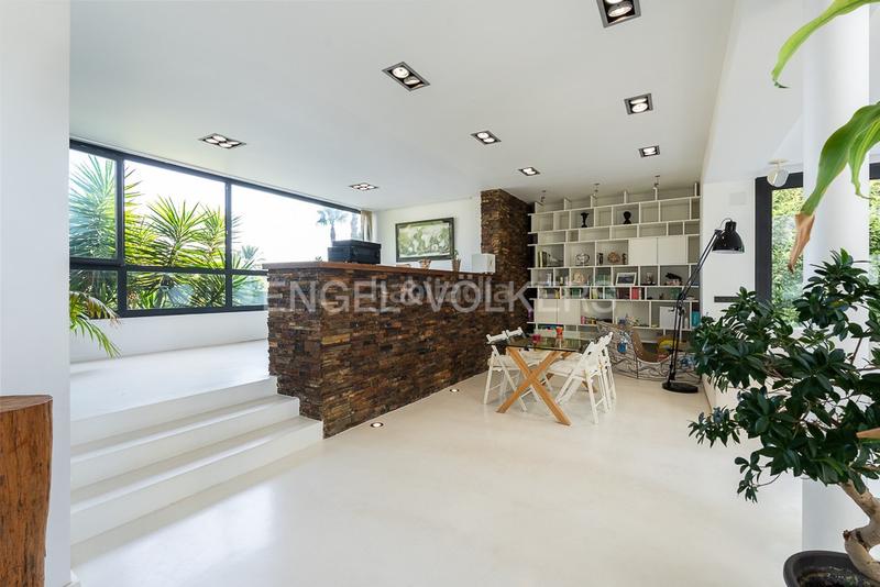 Foto d5e805e2-0720-44dc-a75c-0866c19c3c2e. Casa con riscaldamento parcheggio in Torre en Conill-Cumbres de San Antonio Bétera