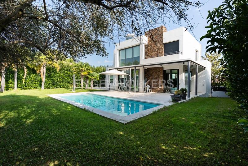 Foto efd2d3c6-8bd9-4131-b13a-fdd8673779ca. Casa con riscaldamento parcheggio in Torre en Conill-Cumbres de San Antonio Bétera