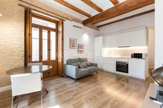 Location Appartement à El Mercat. Maravilloso piso en el mercado central