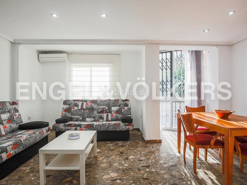 Foto 3dc6eee7-7193-4d83-bb3b-dc7a222143a4. Location appartement avec chauffage dans Malva Rosa Valencia