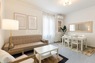 Lloguer Apartament  Calle ruiz de lihory. Luminosa propiedad en el centro de valencia