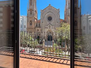 Apartament a El Pla del Remei. Lujo y diseño en cirilo amorós