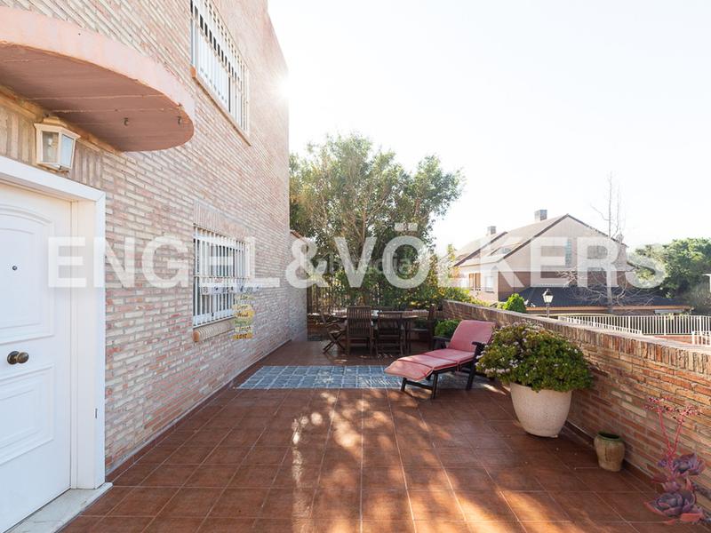 Foto 2ec4fe57-50d1-425b-b74d-21888f2f2f0b. Casa exclusiva pareado en Mas Camarena en Mas Camarena Bétera