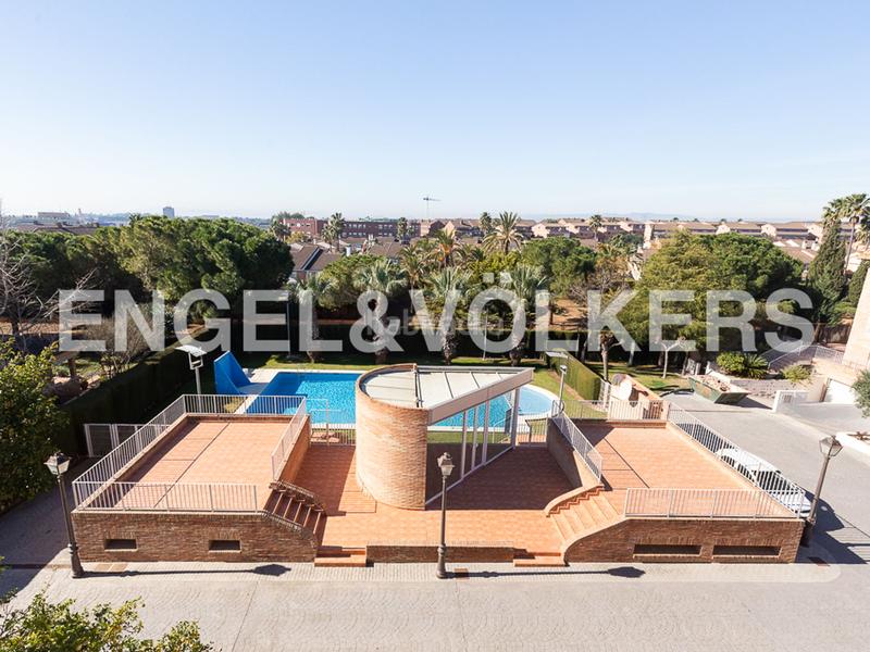 Foto 673e1b5a-ef55-48ef-9324-dd4f43f9ca1f. Casa exclusiva pareado en Mas Camarena en Mas Camarena Bétera