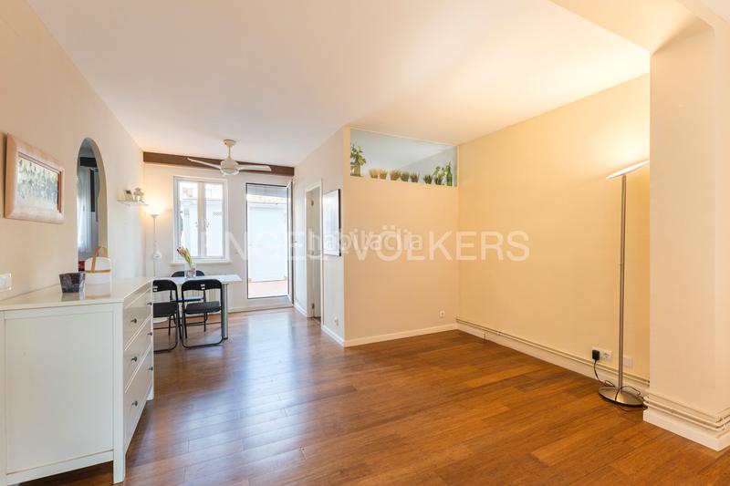 Foto 3bcc9627-bf04-4c77-a60a-4dbae980bc7c. Rent apartment with heating in Moncada