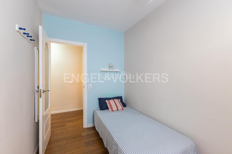 Foto c6951967-6011-4c29-a43b-144d5de168a8. Rent apartment with heating in Moncada