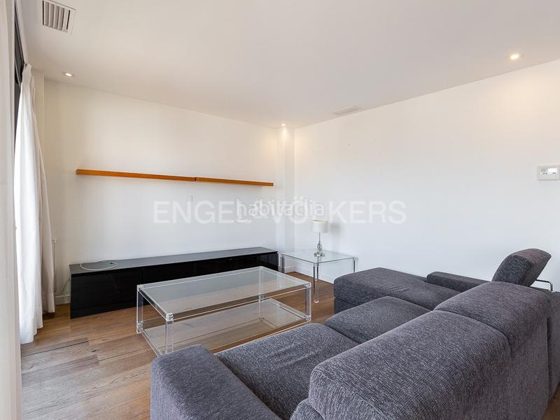 Foto a33bef6b-7408-4d4d-87f4-84409d6a1916. Location appartement avec chauffage parking dans Sant Francesc Valencia