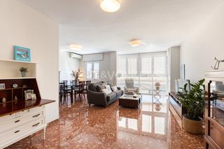 Apartament a Moncada. Amplio y luminoso piso con garaje en una de las mejores zonas de