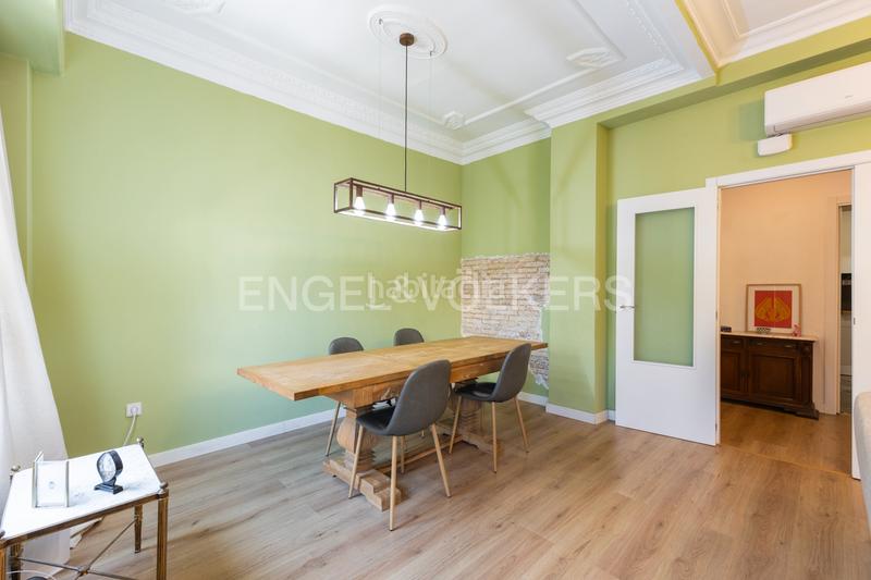 Foto 0c00efd4-13db-412a-8632-7a1bfdd3baf1. Apartament amb calefacció a Russafa Valencia