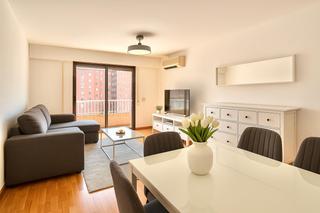 Lloguer Apartament a Barrio de Patraix. Alquiler en av. perez galdos