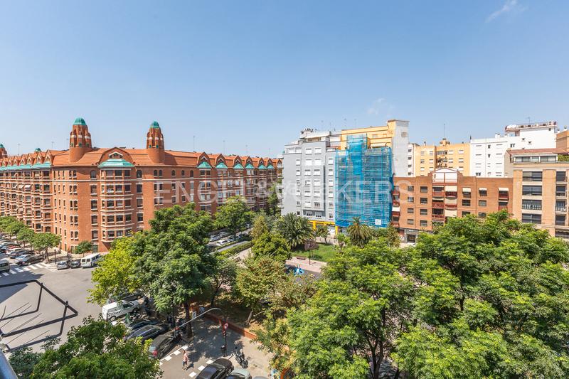 Foto 4384d5ce-e928-4a32-a102-d11fdcbdb28a. Alquiler apartamento fantástica propiedad con preciosas vistas en Arrancapins en Valencia
