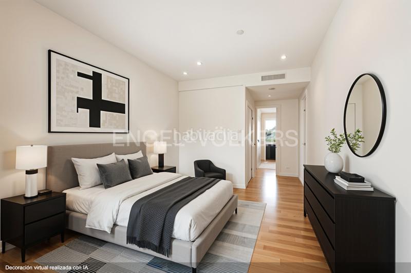 Foto 34b38444-5bc6-4643-86fc-3826bc4871d2. Apartamento espaciosa propiedad con terraza y dos entradas independientes en blasco ibáñez en Valencia